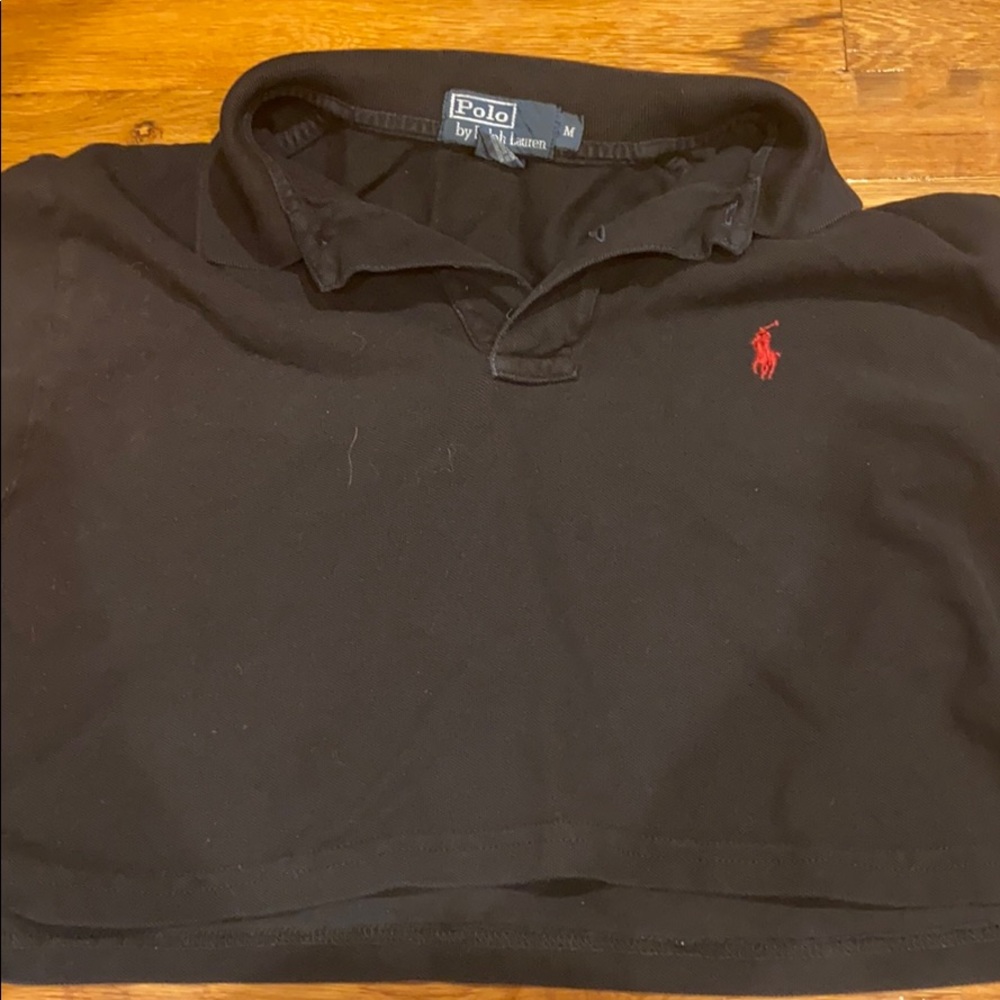 Cropped black polo